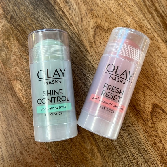 Set of 2 Oil Of Olay Stick Masks